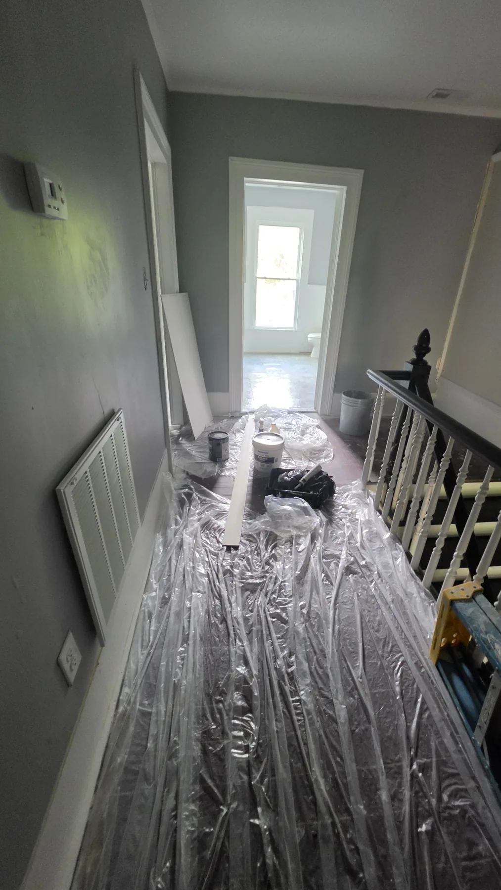 Hallway before an NYP cleanout